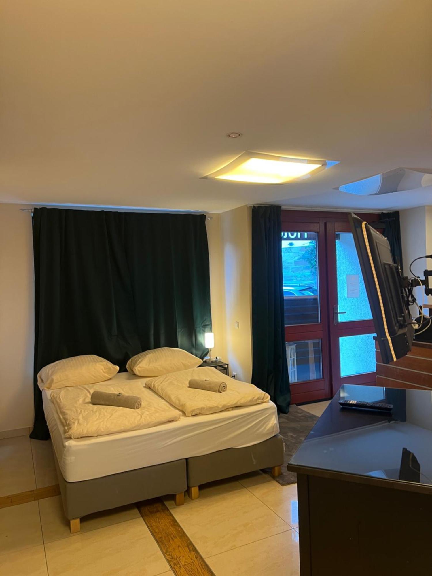 Hotel Hof 19 - Nuernberg Nord Heroldsberg Esterno foto